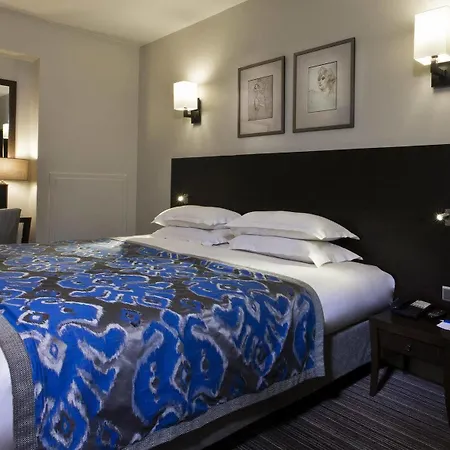 Louvre Opera Szálloda 3*