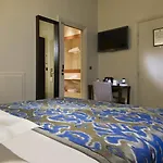 Hotel Louvre Opera Paříž