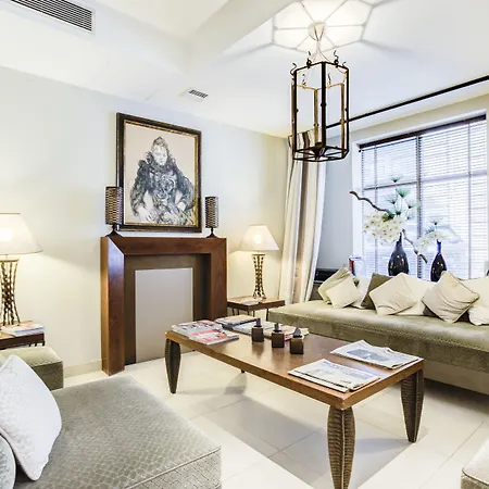 Louvre Opera Hotel 3*