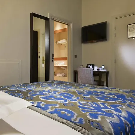 Hotel Louvre Opera Paris