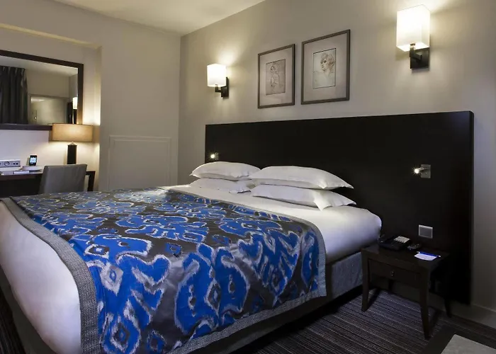 Louvre Opera Hotel 3*