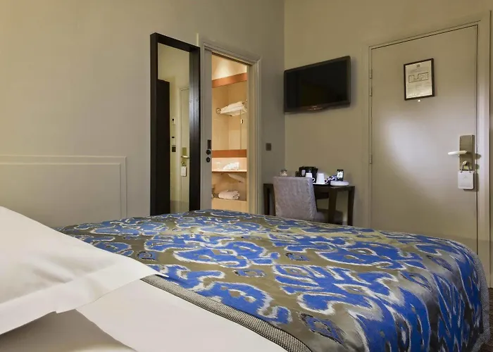 Hotel Louvre Opera Paryż